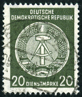 Timbre Allemagne orientale/R.D.A. (1950-1990) Y&T NSE22