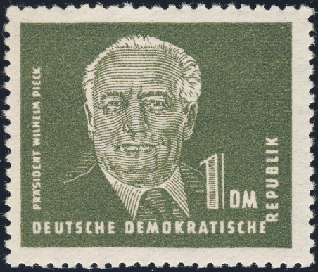 Timbre Allemagne orientale/R.D.A. (1950-1990) Y&T N°72 Timbre Allemagne orientale/R.D.A. (1950-1990) Y&T N°72